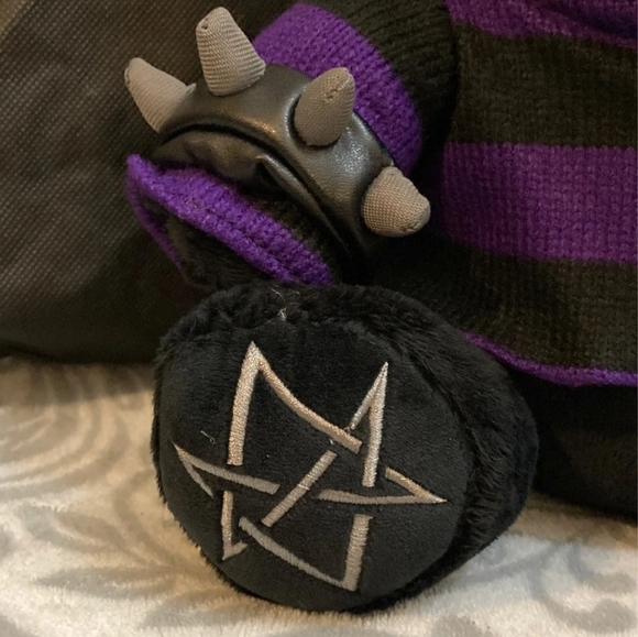 Killstar Kreeptures Plush - Picture 4 of 7